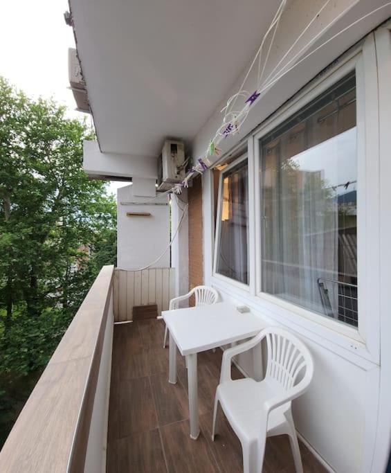 City Center Apt Wfree P Skopje Exterior foto